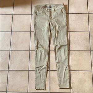 Women’s khaki pants